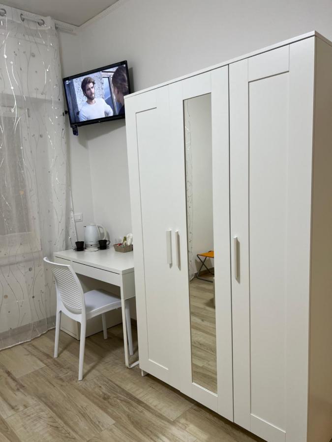 Ali Baba Rooms Специя Екстериор снимка